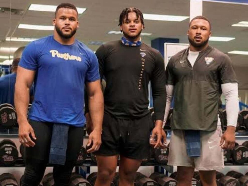 What did Aaron Donald’s parents do for a living?