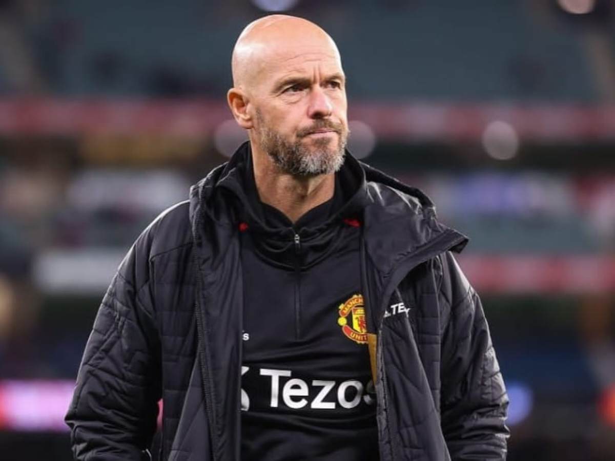 How did Erik Ten Hag punish Manchester United players after Liverpool humiliated them 7-0?