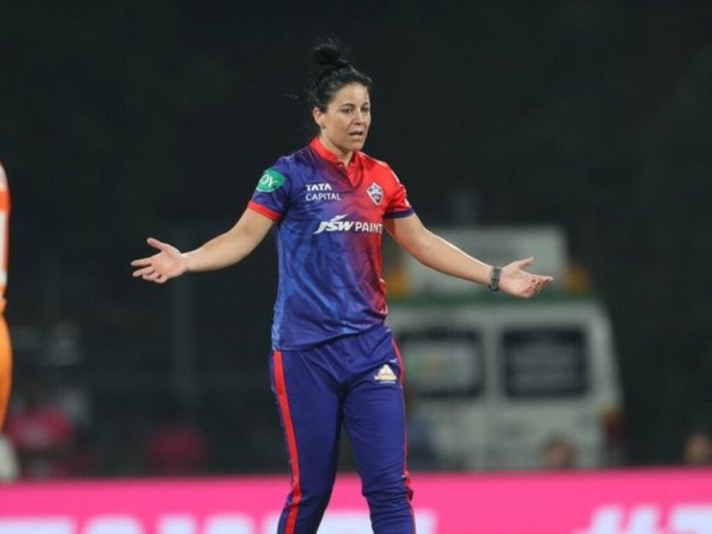 Twitter reacts as Marizanne Kapp becomes second bowler to script record in WPL 2023, leaves Gujarat Giants in tatters