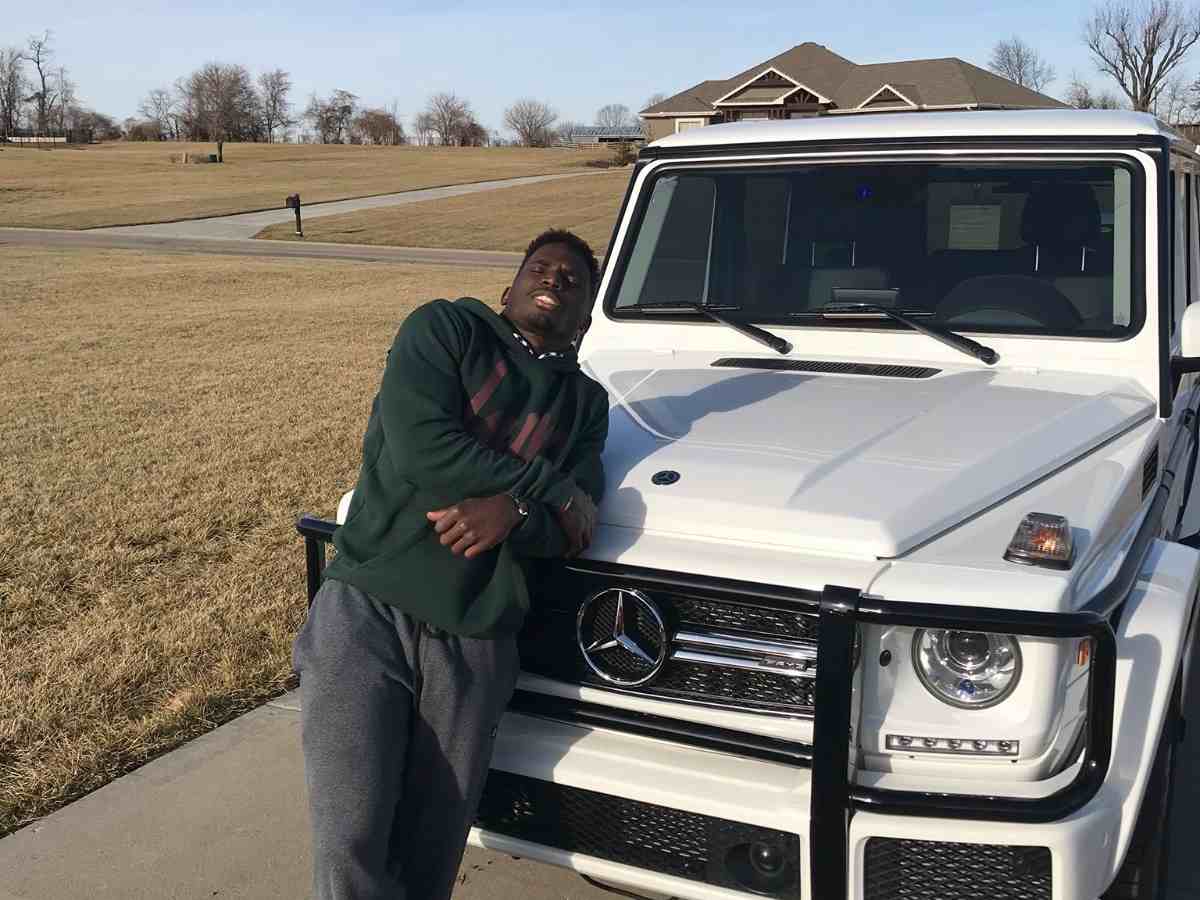 Tyreek Hill’s IMPRESSIVE car collection worth $3.5 Million