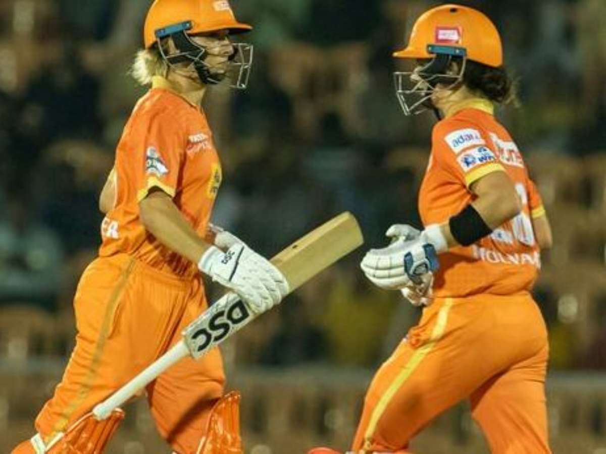 “GG required it badly”- Twitter reacts as Laura Wolvaardt and Ashleigh Gardner guide Gujarat Giants to defendable total