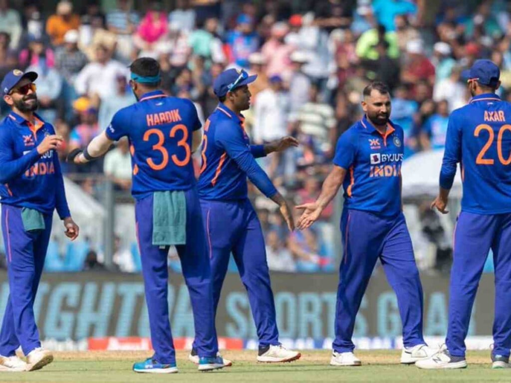 "Hopefully they don't moan about pitches"- Australia registering lowest score against India in ODI while batting first triggers Twitter reactions 1 Australia registering lowest score against India in ODI while batting first triggers Twitter reactions