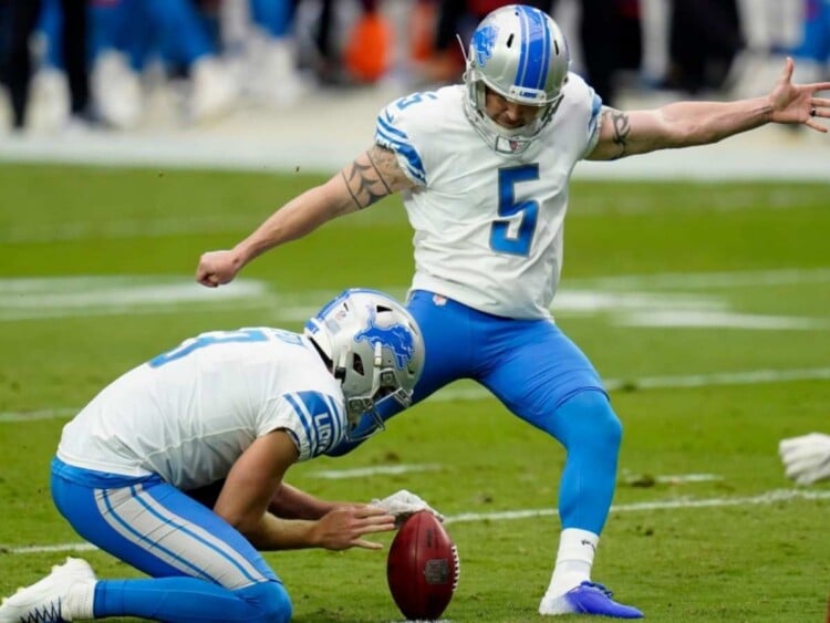 Top 10 best Kickers in NFL history FirstSportz