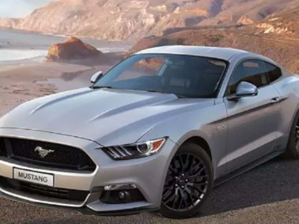 Ford Mustang (Image via CarTrade)