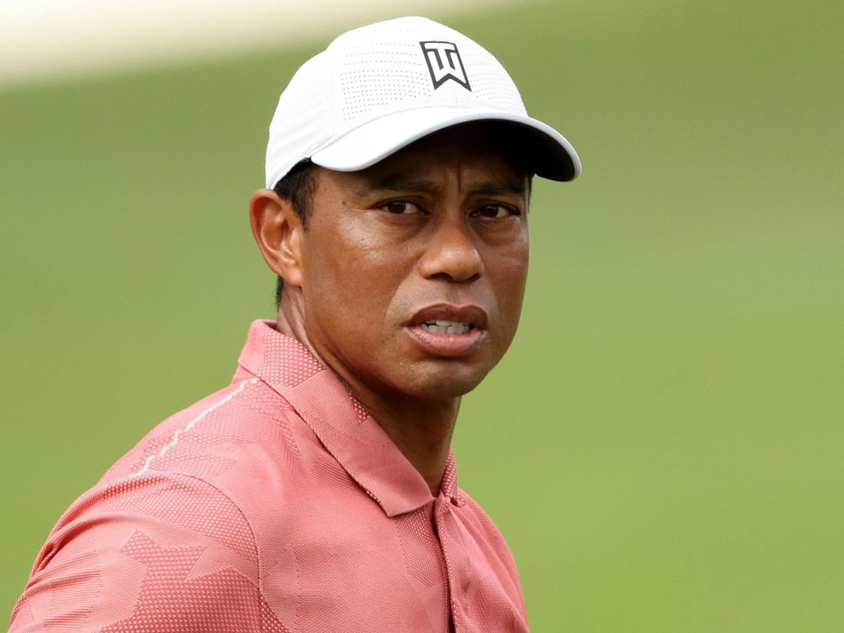 LIV Golf takes SAVAGE dig at Tiger Woods after tree falls on golf course, “Woods just crashed his car”