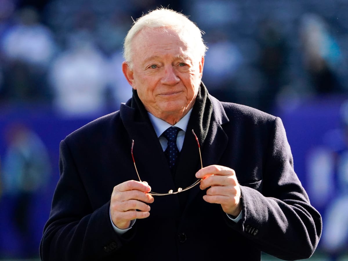 “Mediocrity gets rewarded!” – Jerry Jones’ Cowboys’ $9,200,000,000 valuation despite not winning a Super Bowl in almost three decades blows fans’ minds