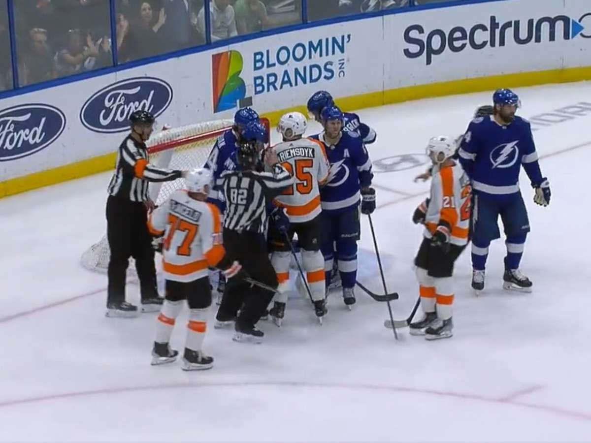 <strong></noscript>WATCH: NHL SUSPENDS Tony DeAngelo for spearing Corey Perry as fans fume over incident, Twitter reacts</strong>