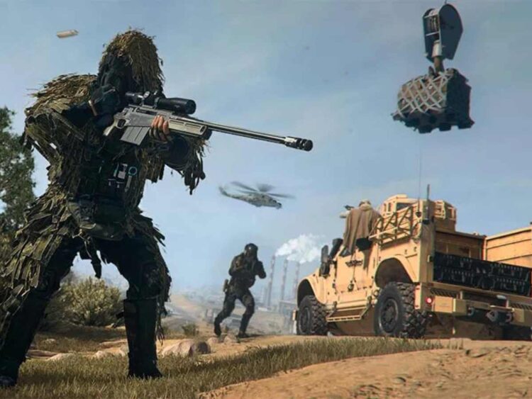 "Bug or Feature?!" Viral Call of Duty: Warzone 2 clip shows player throwing his gun instead of grenades