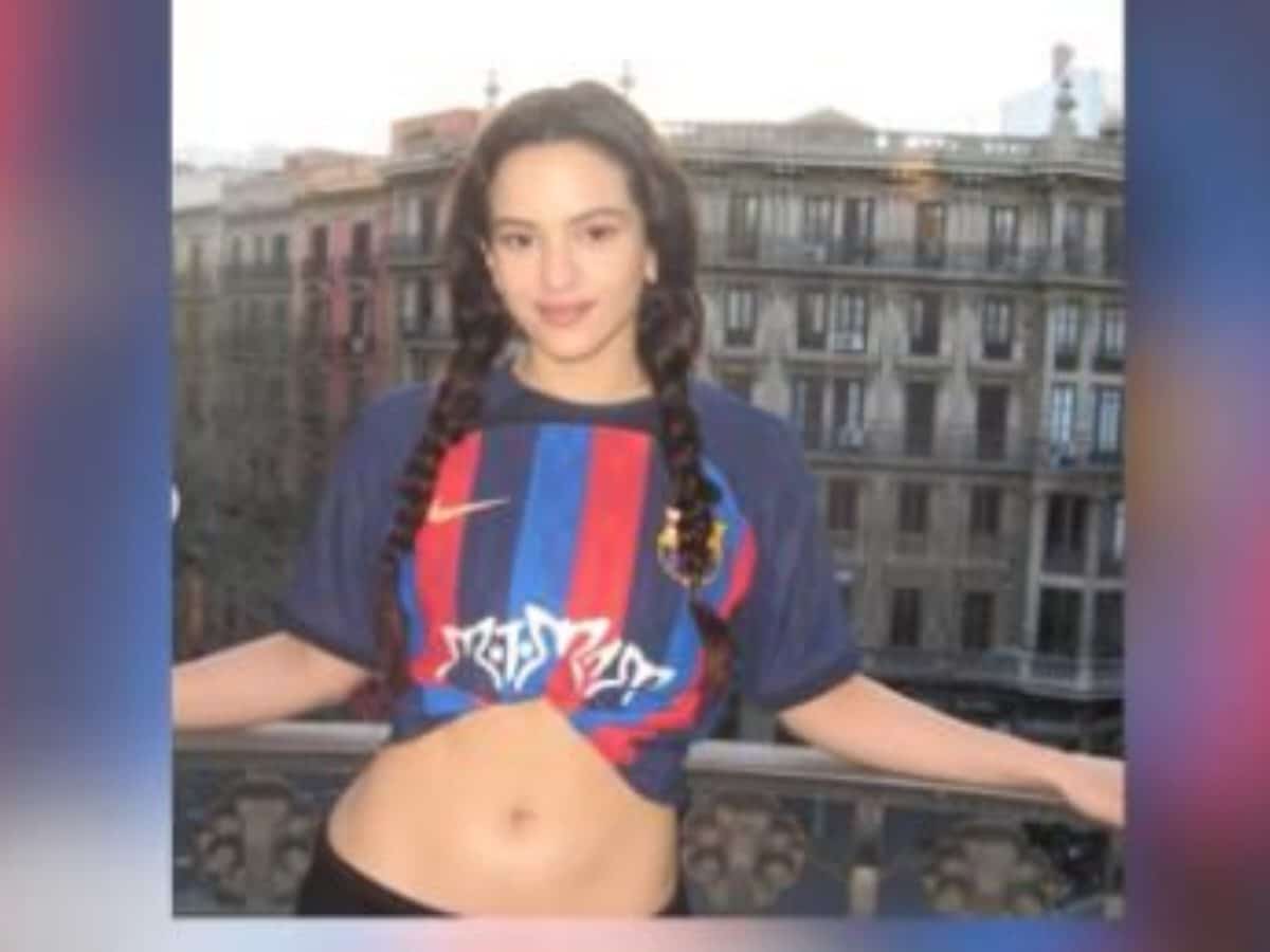 Renowned singer Rosalia names Lionel Messi, Zinedine Zidane, and Pedri as ‘favorite football players’