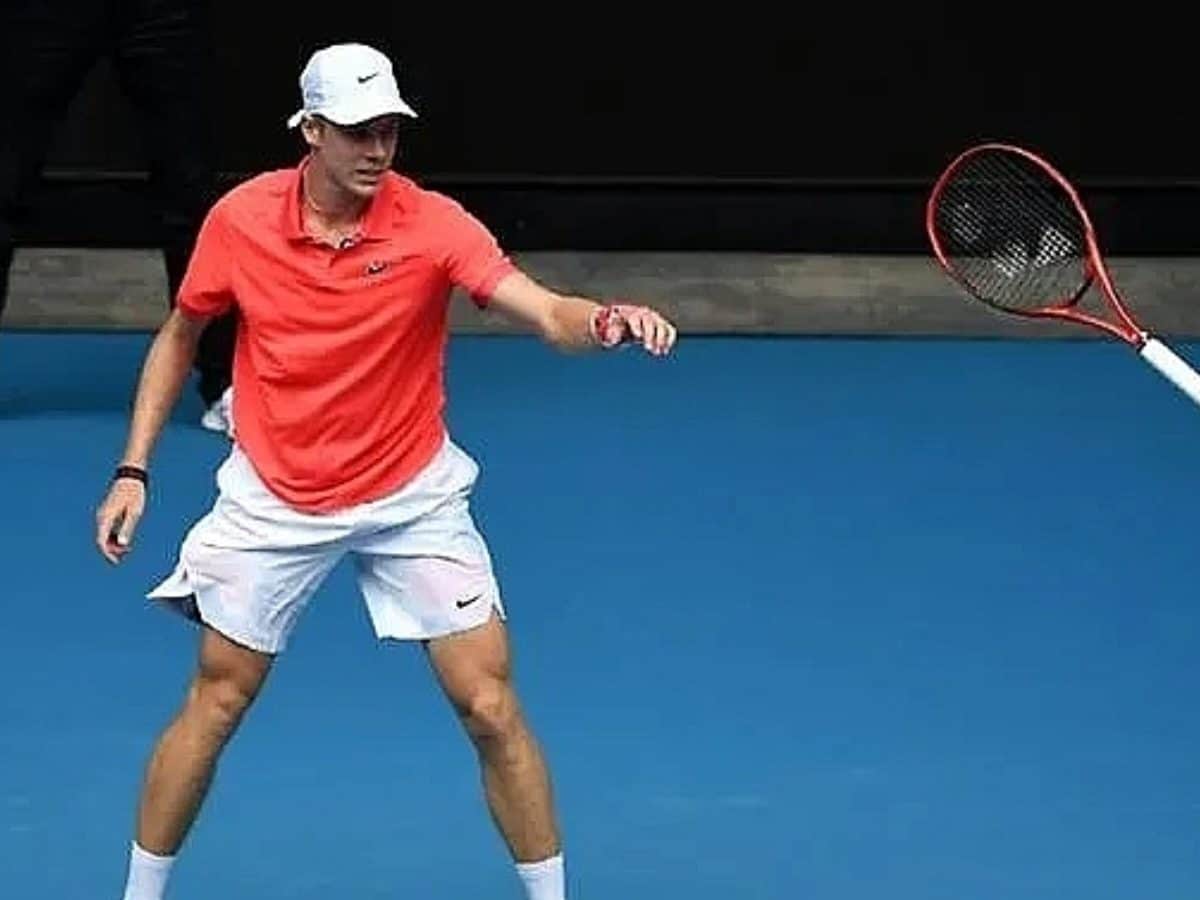 WATCH: “I’m retiring after this,” Denis Shapovalov smashes racket in frustration at Indian Wells after blowing huge lead