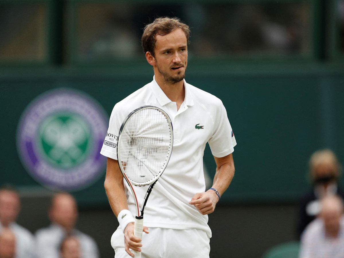 “I cannot control it,” Daniil Medvedev wary of crowd reaction as Wimbledon allows Russian and Belarusian athletes