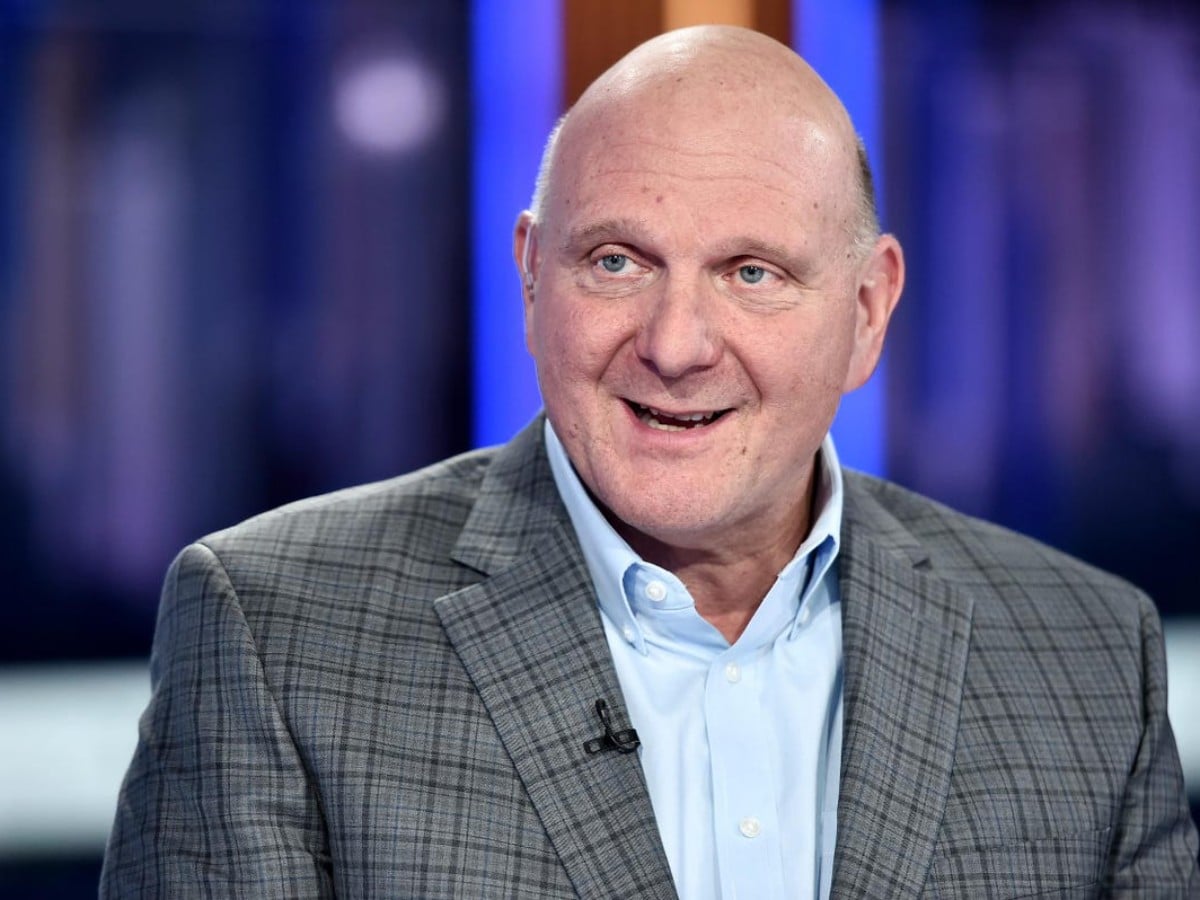 “Get that s**t out of here” – LA natives DEMAND Steve Ballmer take Clippers to another city after owner criticized lack of love for his team from residents