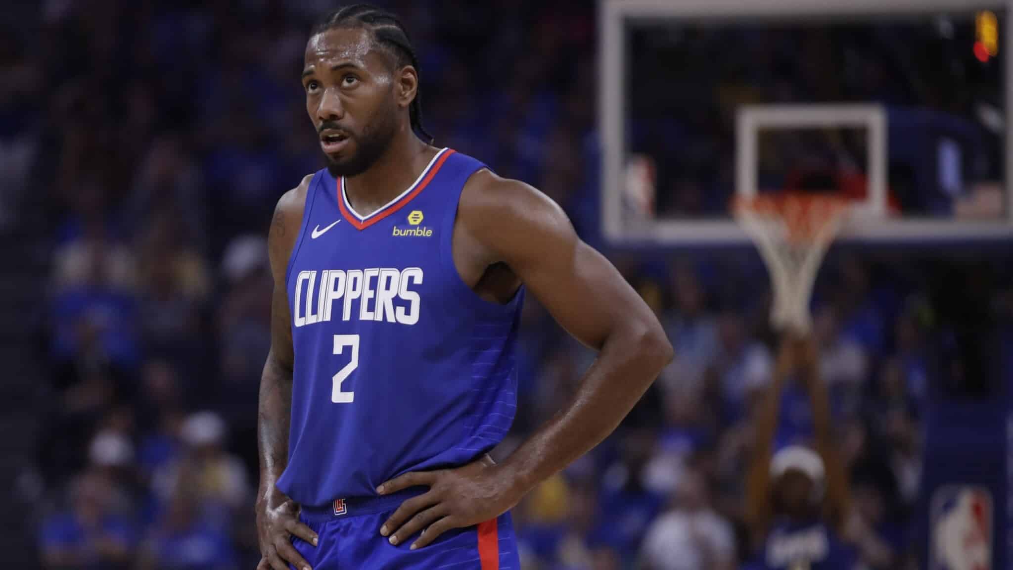 “Load managed all season to miss playoff games” – NBA Twitter UPSET with Kawhi Leonard after latest injury update about Clippers star