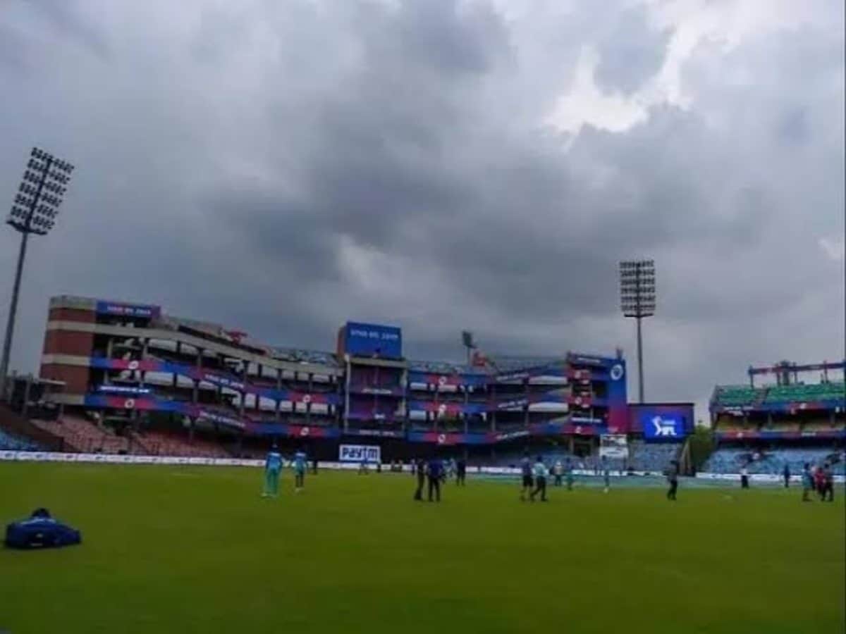 DC vs GT: Pitch and weather report; rain and thunderstorm threat looms over Arun Jaitley Stadium