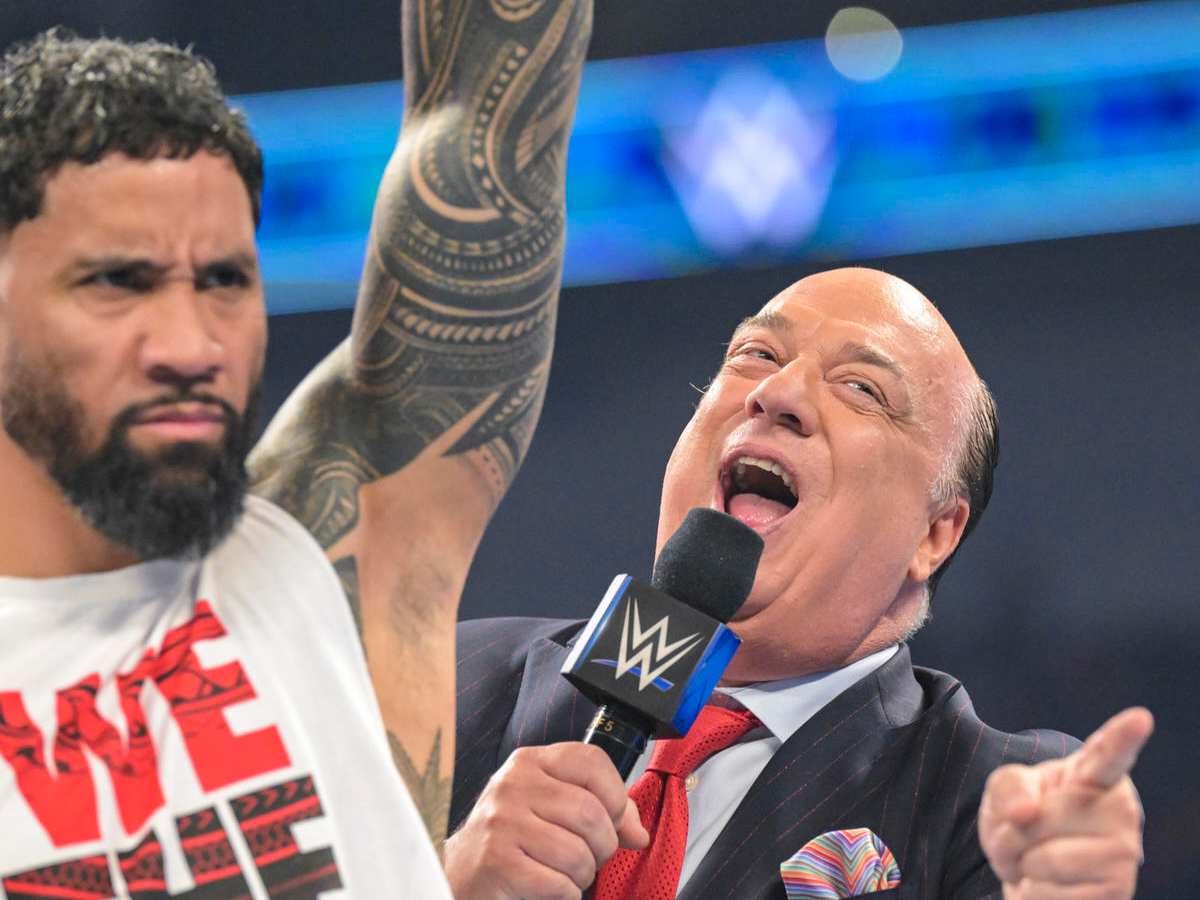 “Heyman planting seeds now!” Fans stunned as Paul Heyman cuts a cryptic promo on SmackDown, hinting at a crack in The Bloodline