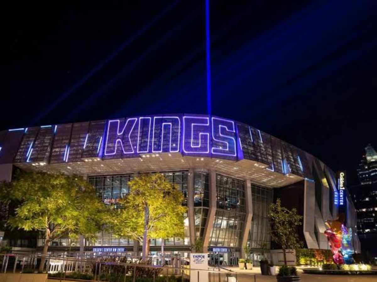 “Light the MF Beam” – Kings TRENDING on social media after De’Aaron Fox and Co. thrash defending champions in series-opener