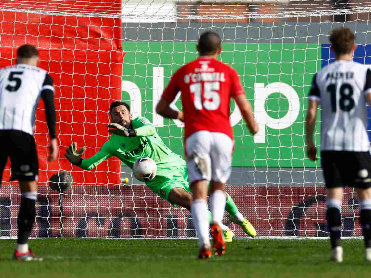 “Got himself a 13m view video”- Ben Foster gets ‘Youtube shouts’ on social media after helping Ryan Reynold’s Wrexham reach top of National League