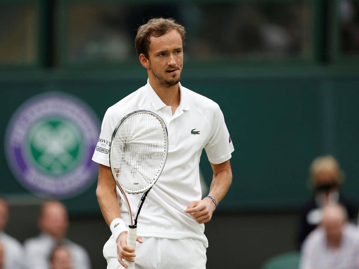 Daniil Medvedev adamant on not changing playing style for better results on clay