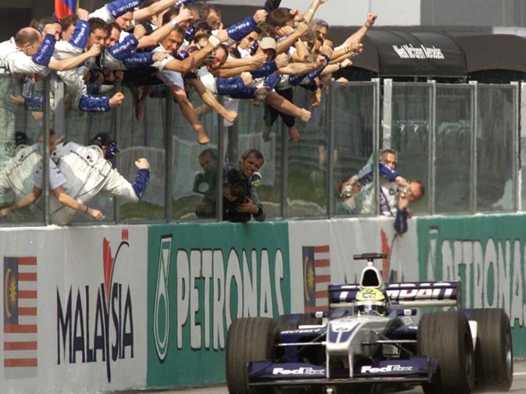 Ralf Schumacher wins in BMW-Williams