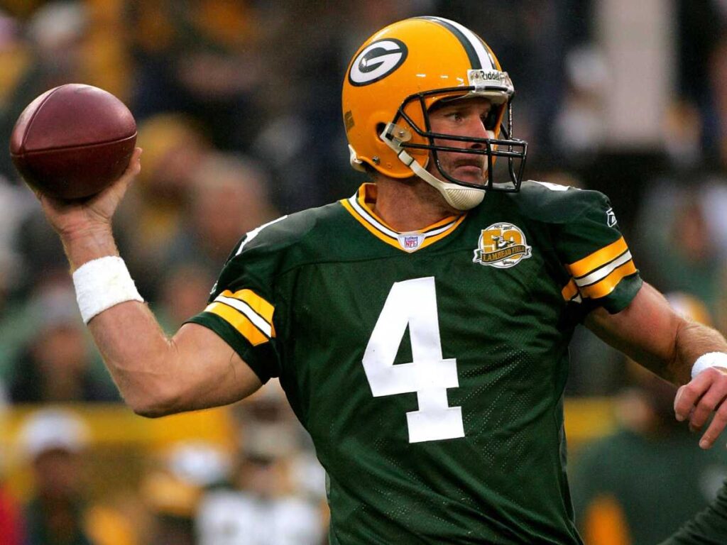 Brett Favre with 99-yard TD in NFL