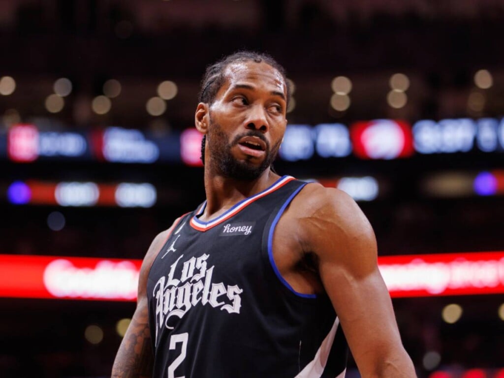 Kawhi Leonard was out of Game 3 against the Phoenix Suns (via NBA)