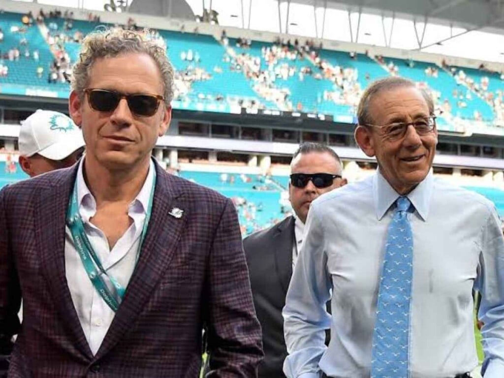 Bruce Beal and Stephen Ross (via USA TODAY)