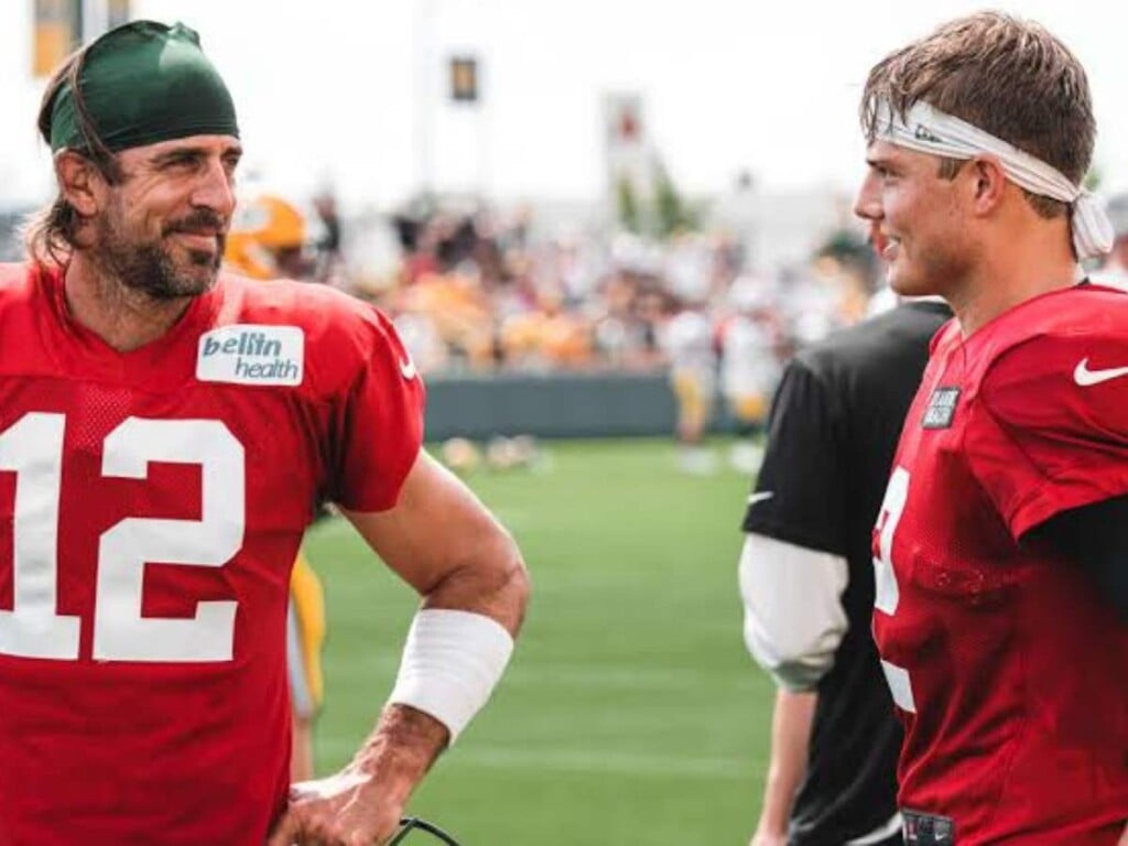 Aaron Rodgers and Zach Wilson (Image via New York Jets)