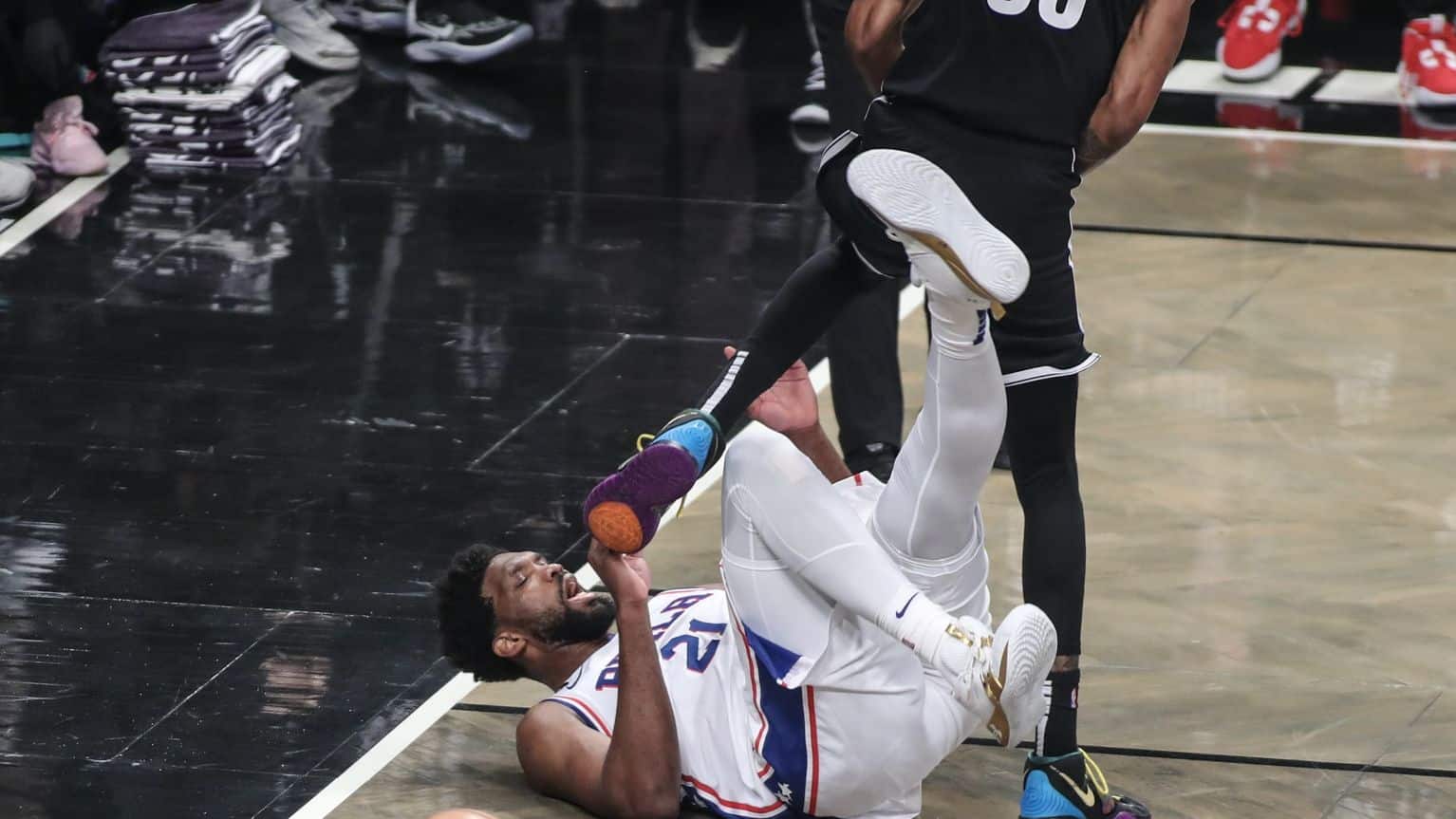 ‘Bro be on his back more than an OF model” – NBA Twitter EMBARASSED of Joel Embiid after fan creates flopping compilation