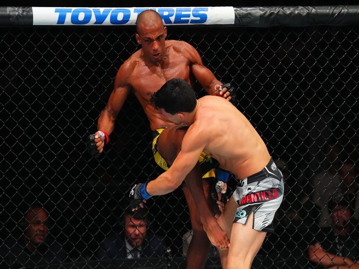 “Will be 50 sleeping motherf**kers” – Fans go wild as 37-year-old Edson Barboza pulls of electric knockout at UFC Kansas City