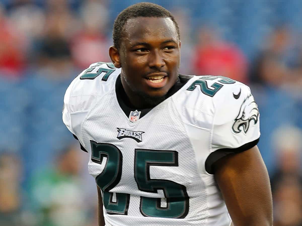 lesean mccoy net worth