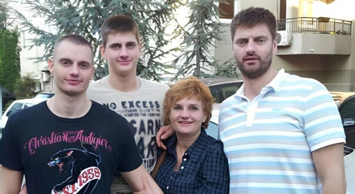 Nikola Jokic and family