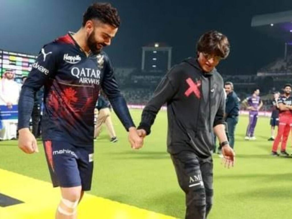 Virat Kohli learns "Jhoome Jo Pathaan" steps from Shah Rukh Khan