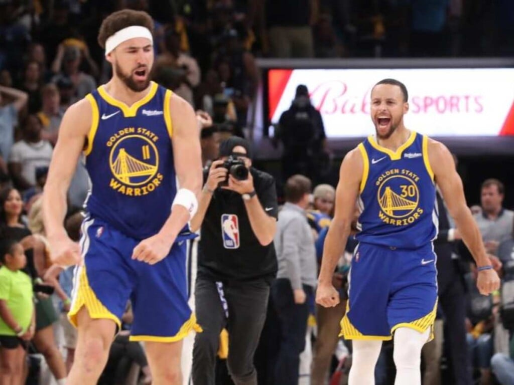 The splash bros, Stephen Curry and Klay Thompson for the Golden State Warriors