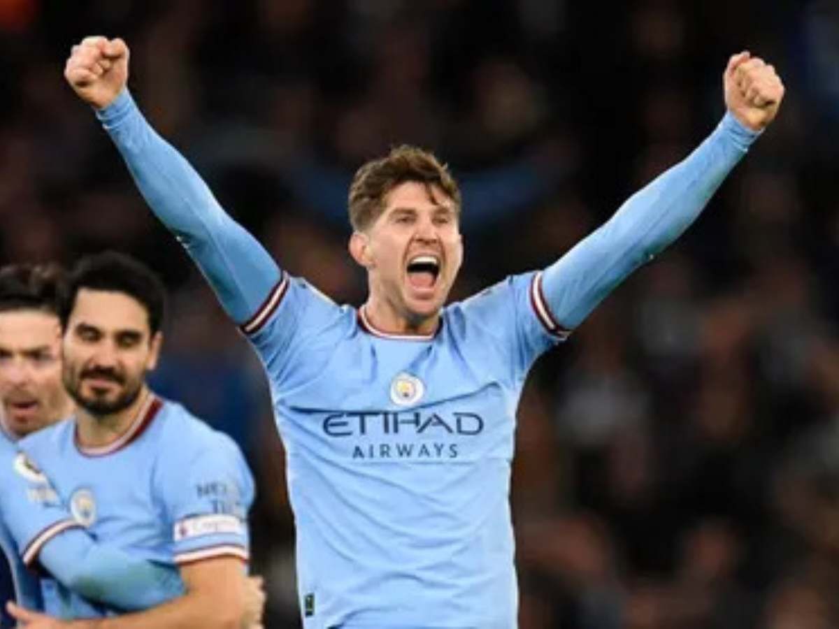 WATCH: “Hang a photo of that John Stones goal”- Arsenal fans concede defeat in Premier League after Manchester City takes a 2-0 lead