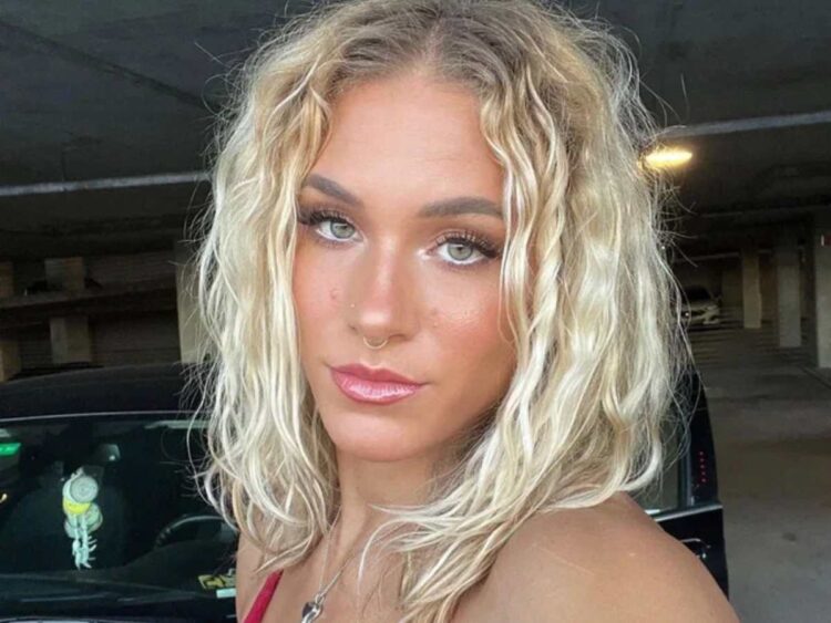 NXT Superstar Sol Ruca shares tantalizing seaside bikini photos