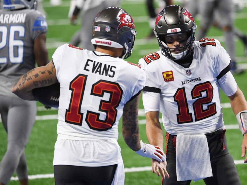 Tom Brady Mike Evans Getty Images Buccaneers