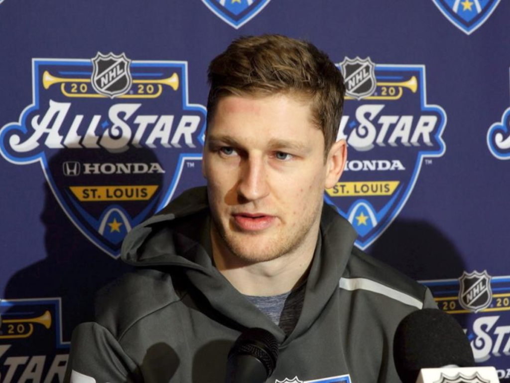 “It’s not 1975,” Nathan MacKinnon FURIOUS as NHL officials miss
