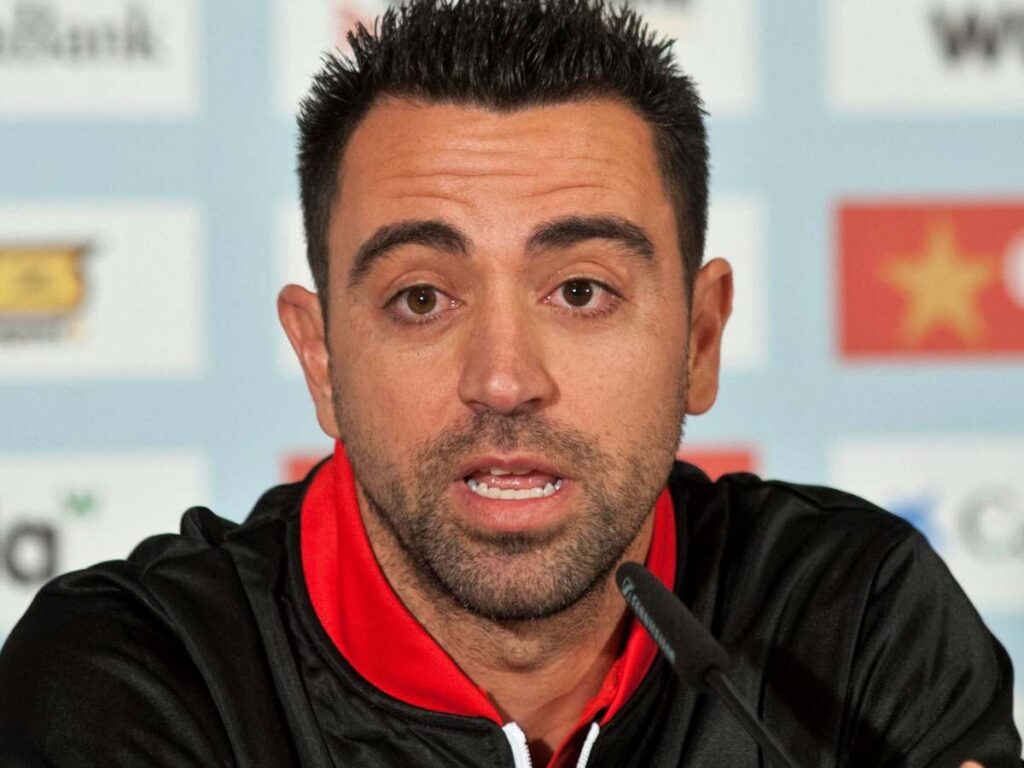 Xavi speaking to FC Barcelona media