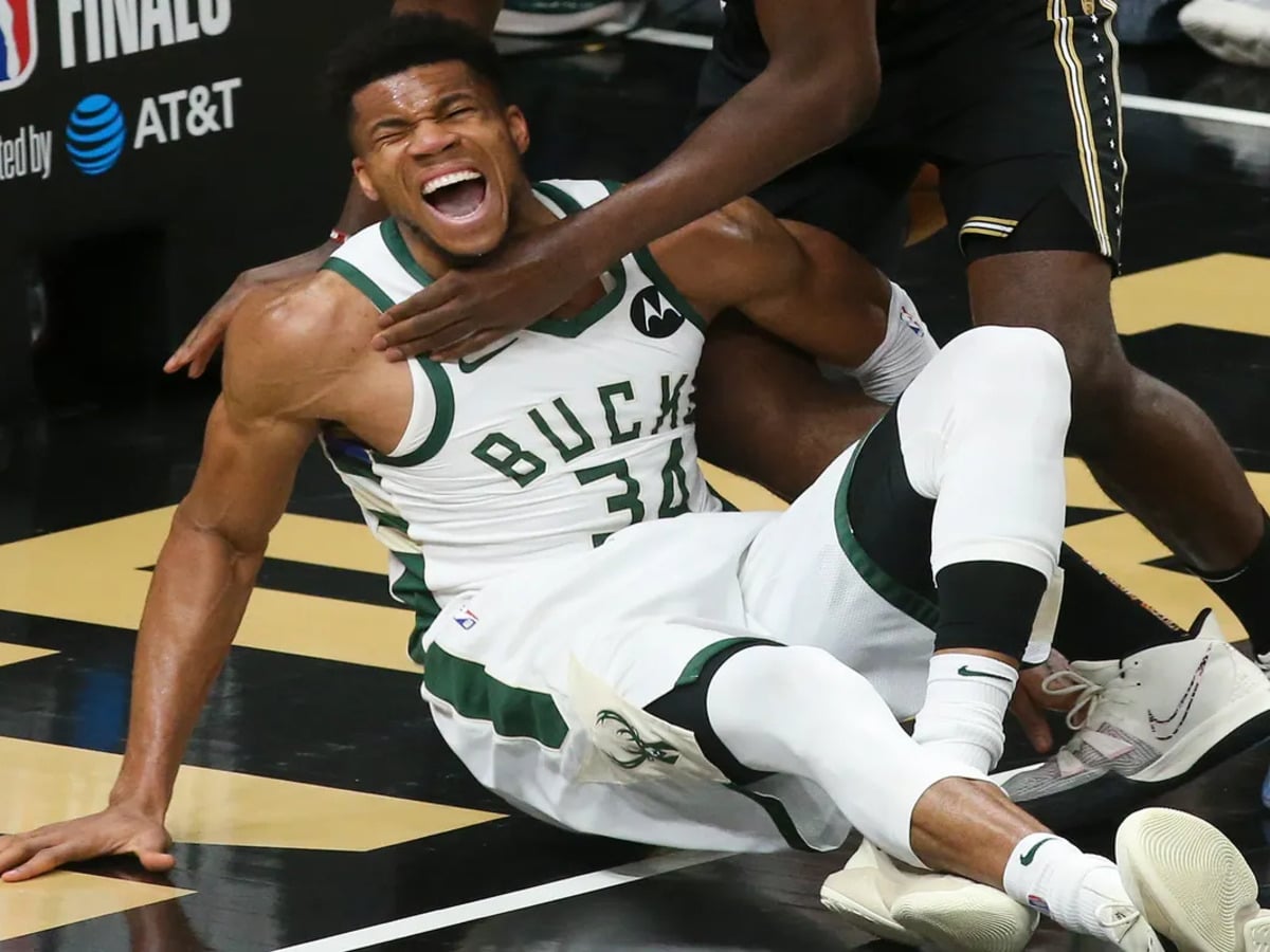 Bucks HC Mike Budenbolzer provides MASSIVE UPDATE about Giannis Antetokounmpo’s injury