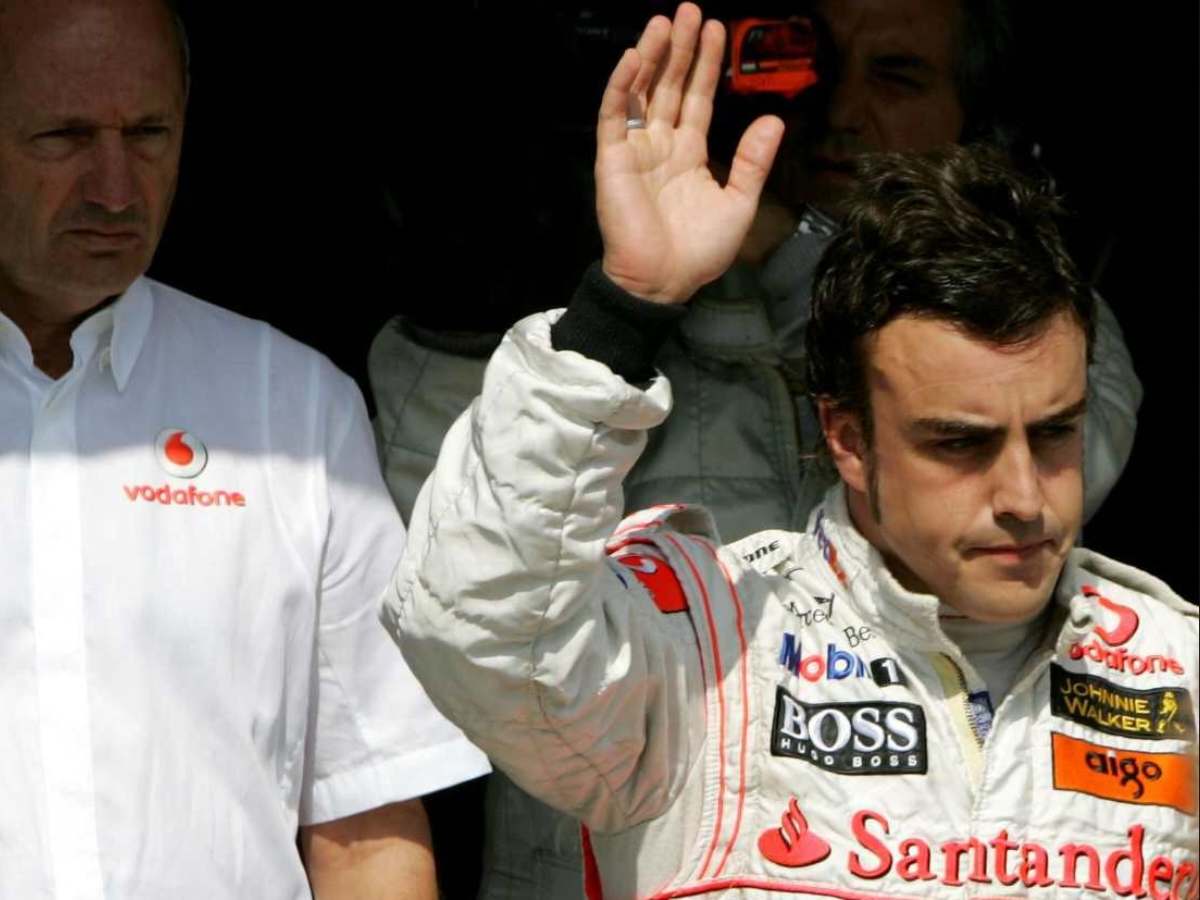 “I couldn’t continue with him,” Fernando Alonso reveals how Ron Dennis was a major factor behind his McLaren exit in 2007