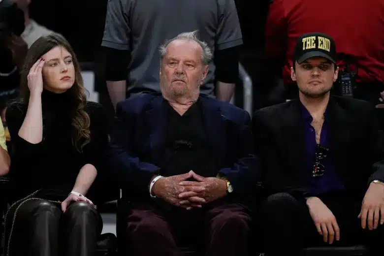 Jack Nicholson at Lakers game: Legendary actor shows up to support team for first time in 18 MONTHS