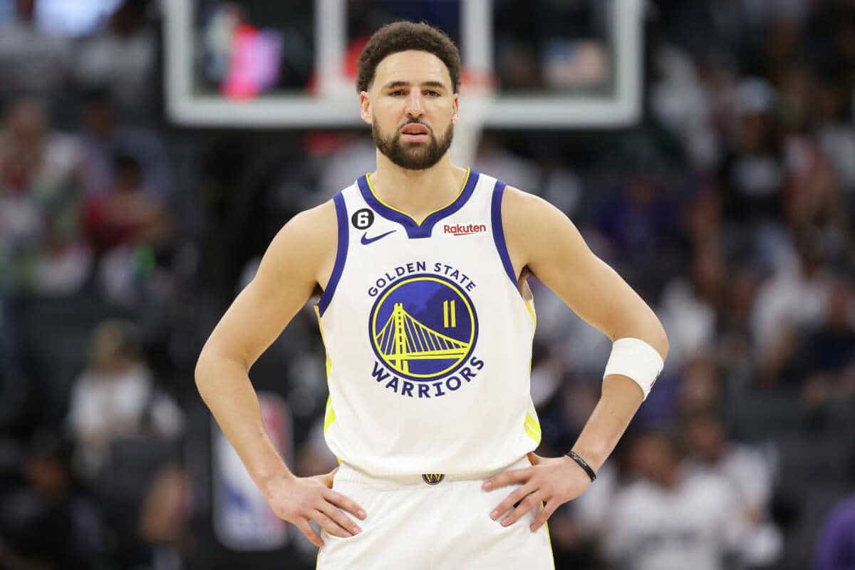 “Austin Reaves is going to cook you” – Klay Thompson gets ROASTED by NBA Twitter after disastrous Game 7 performance vs. Kings