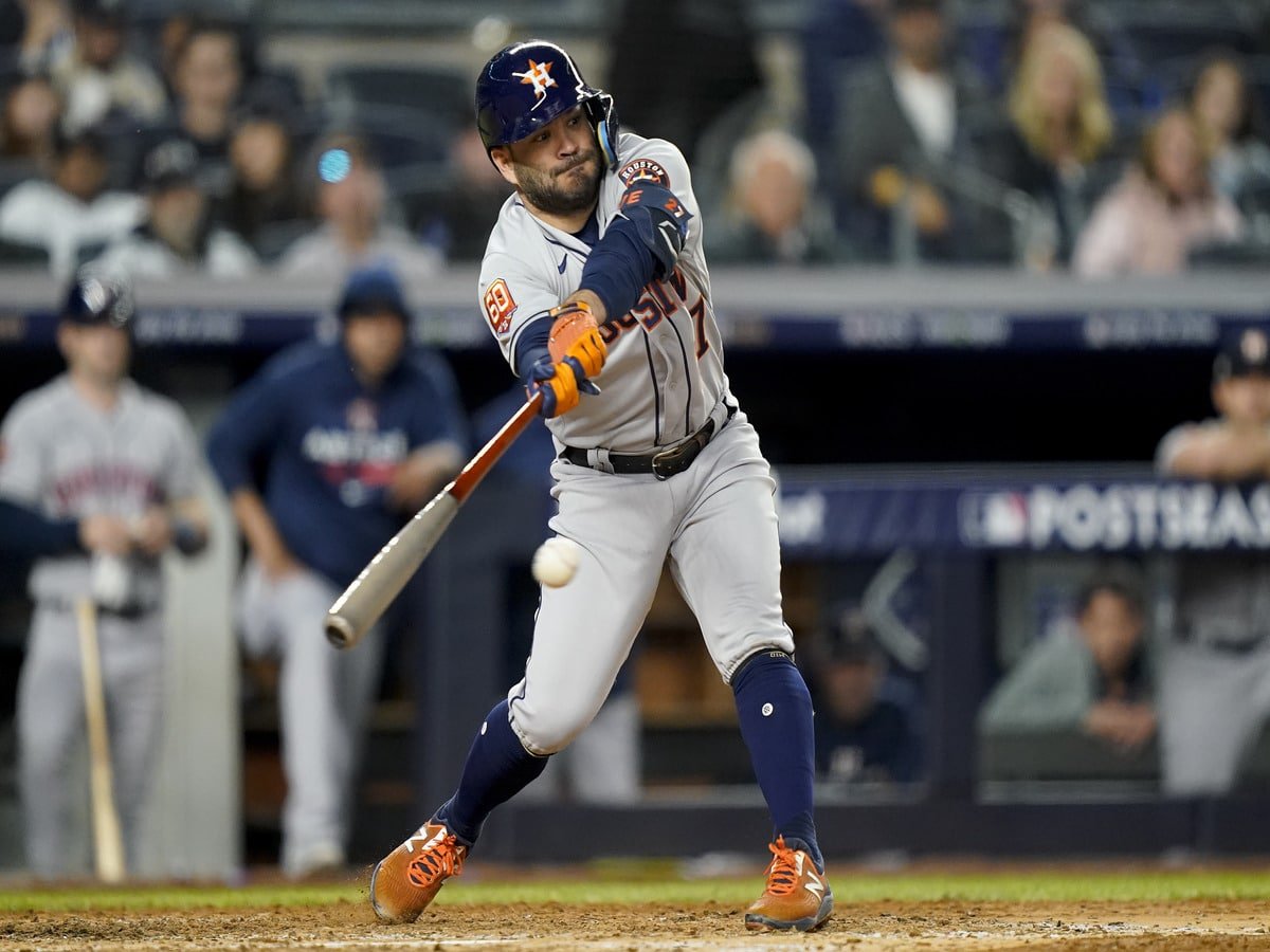 WATCH: “The King has returned,” Jose Altuve amazes fans with jaw-dropping grand slam in Astros 5-7 loss against Twins , MLB Twitter reacts