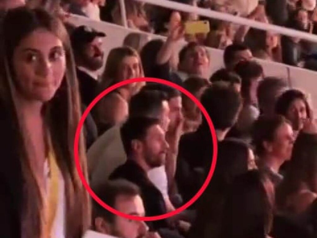 Fans were reportedly excited as they spotted Lionel Messi and Antonella Roccuzzo at the concert in Barcelona