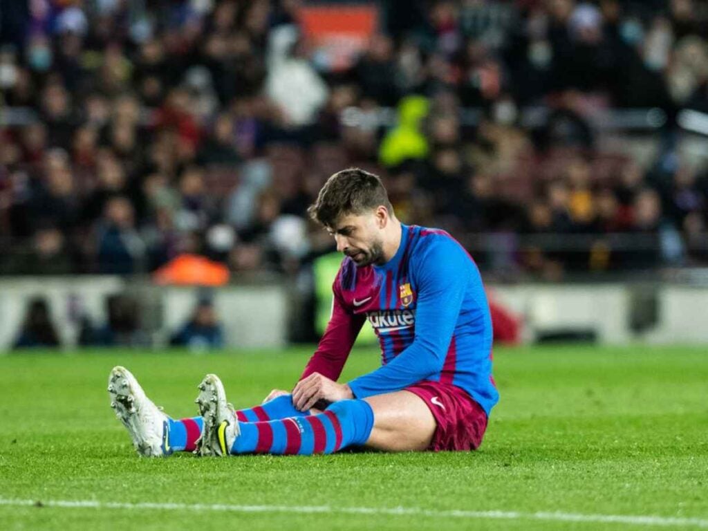 Gerard Pique Barcelona sad