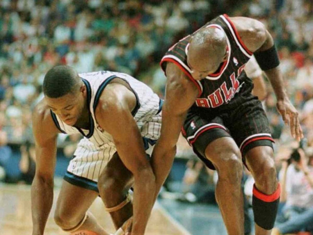 Nick Anderson stealing the ball from Michael Jordan (Credits: Mike Thomas)