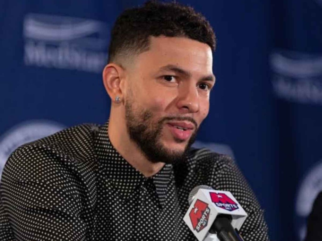 LeBron James fans LOSE HOPE after embarrassing WCF sweep, Austin Rivers shuts negativity at Laker Nation 1 Austin Rivers