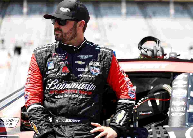 Tín dụng Karma Money Dòng NASCAR 250 Xfinity