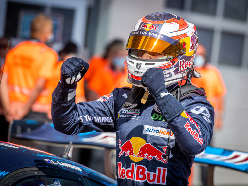 Red Bull reserve driver Liam Lawson dismisses speculation of replacing Nyck de Vries at AlphaTauri 1 Liam Lawson via RB Content Pool