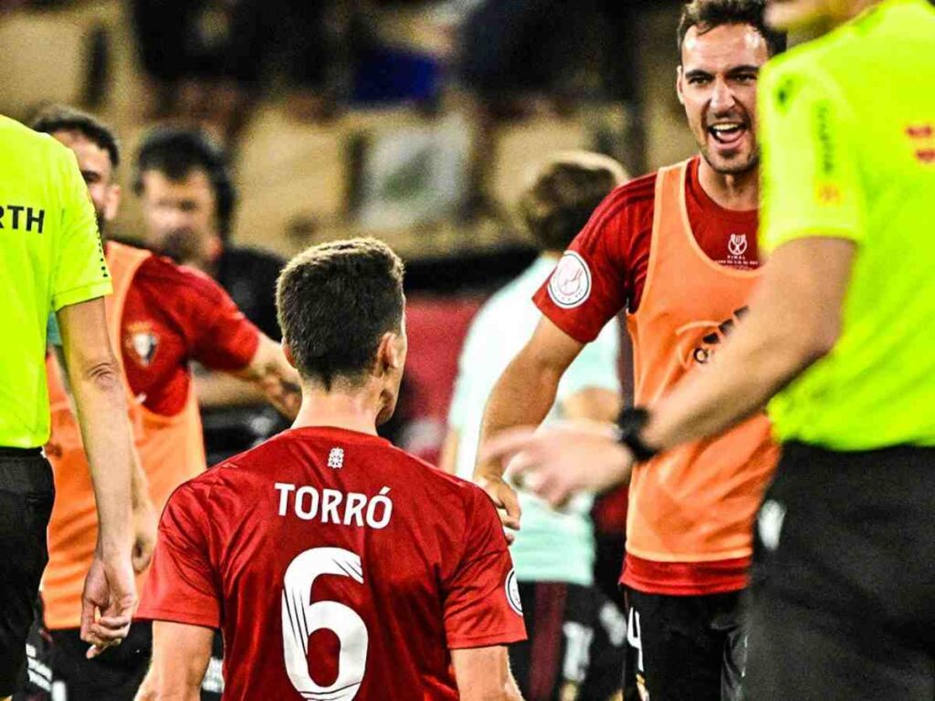 Lucas Torro celebrates for Osasuna against Real Madrid